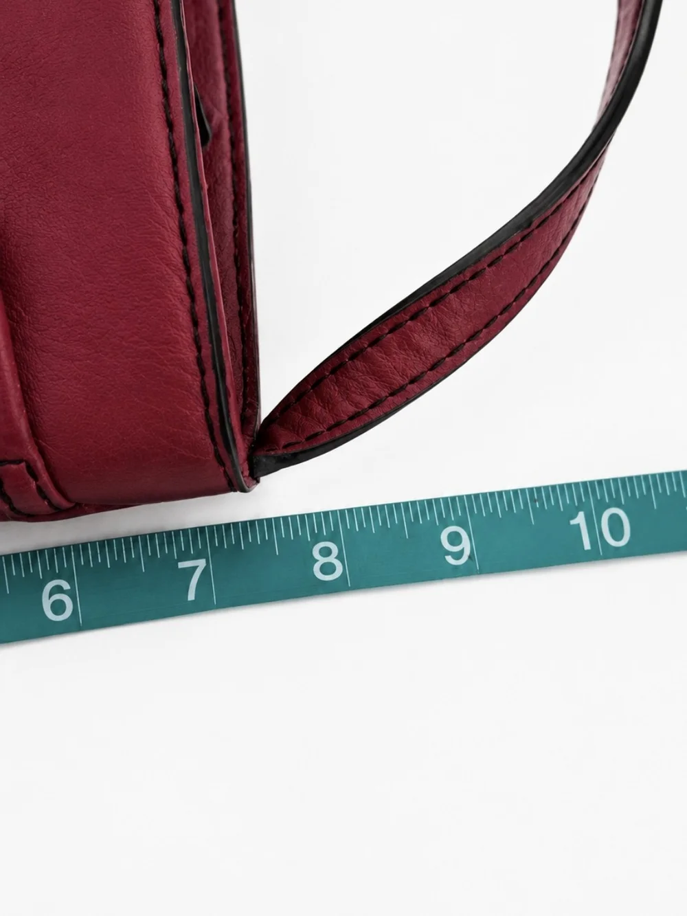 RED Leather Crossbody with Turn-Lock Front Pocket - Picture 5 of 7